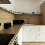 Large Two Bedroom Family App - Free Parking * ليوبليانا