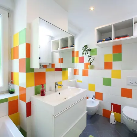 Large Two Bedroom Family App - Free Parking * Lublaň