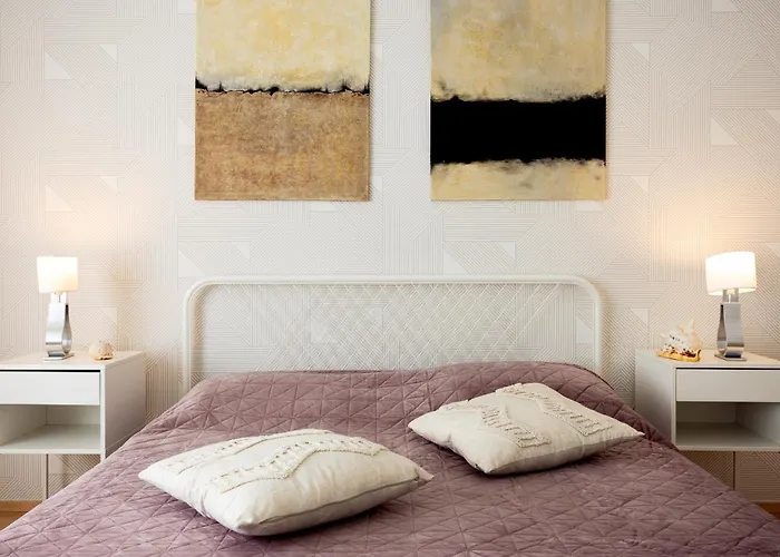 Large Two Bedroom Family App - Free Parking Apartment Laibach