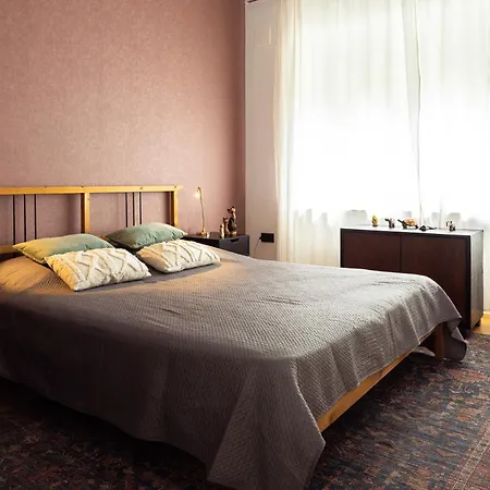 Apartament Large Two Bedroom Family App - Free Parking